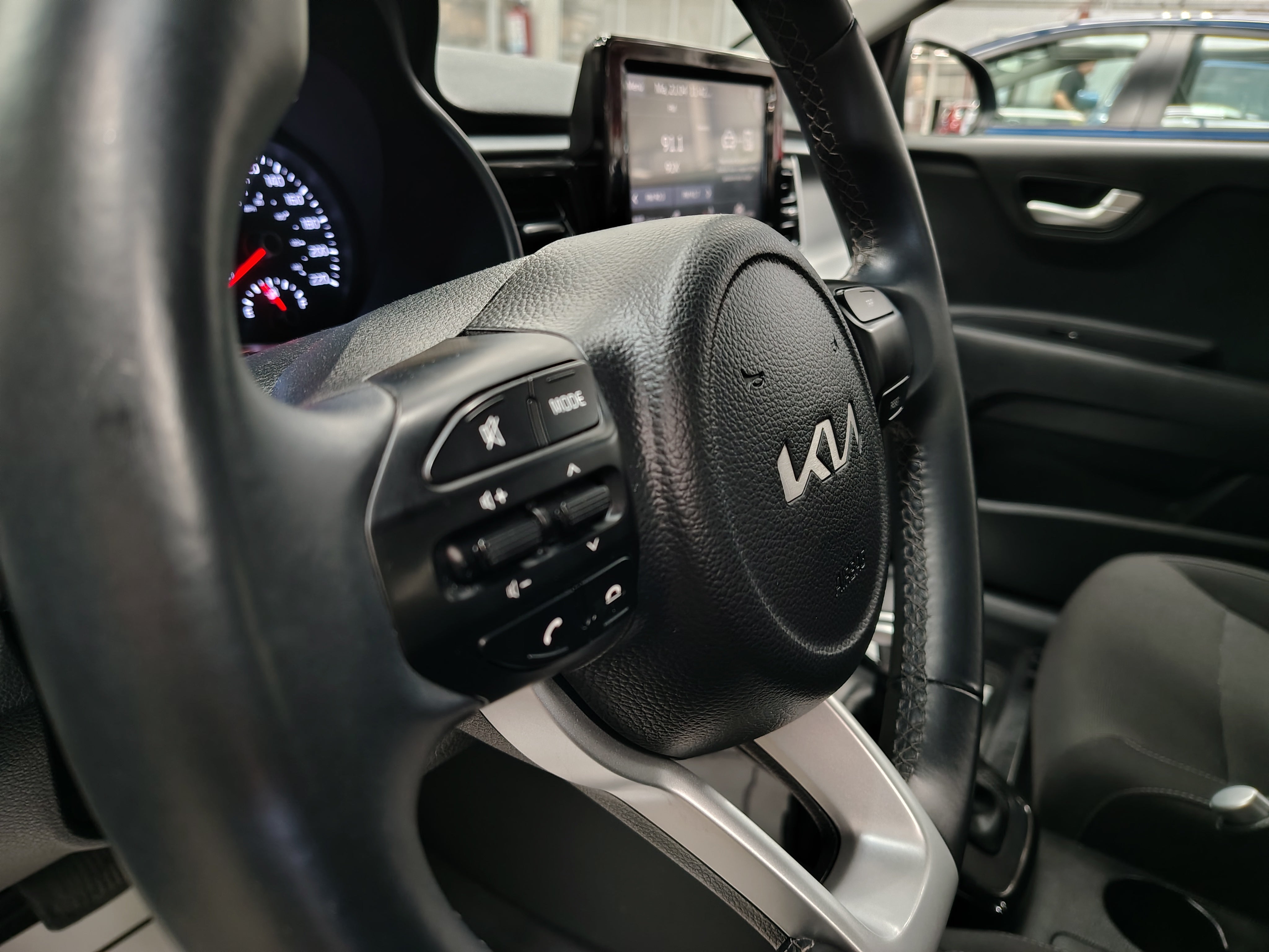 2023 Kia RIO 4 PTS LX TA AAC VE RA-15