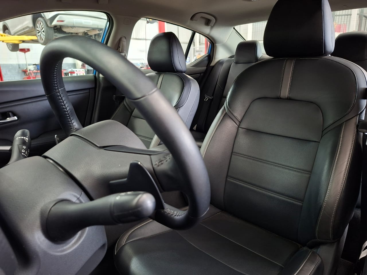 2025 Nissan SENTRA 4P SR PLATINUM BI-TONO L42.0 AUT