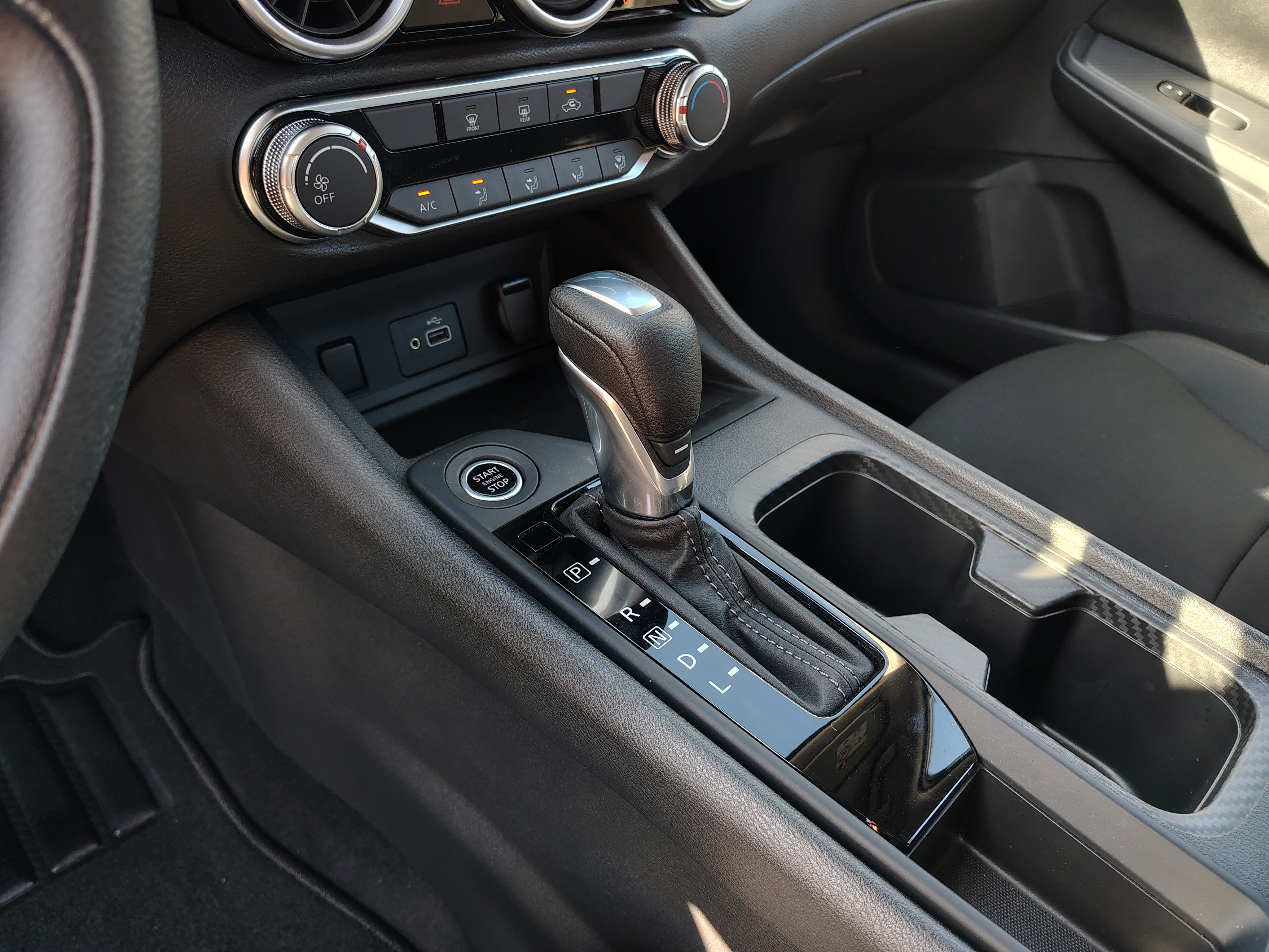 2025 Nissan SENTRA 4P SENSE L42.0 AUT