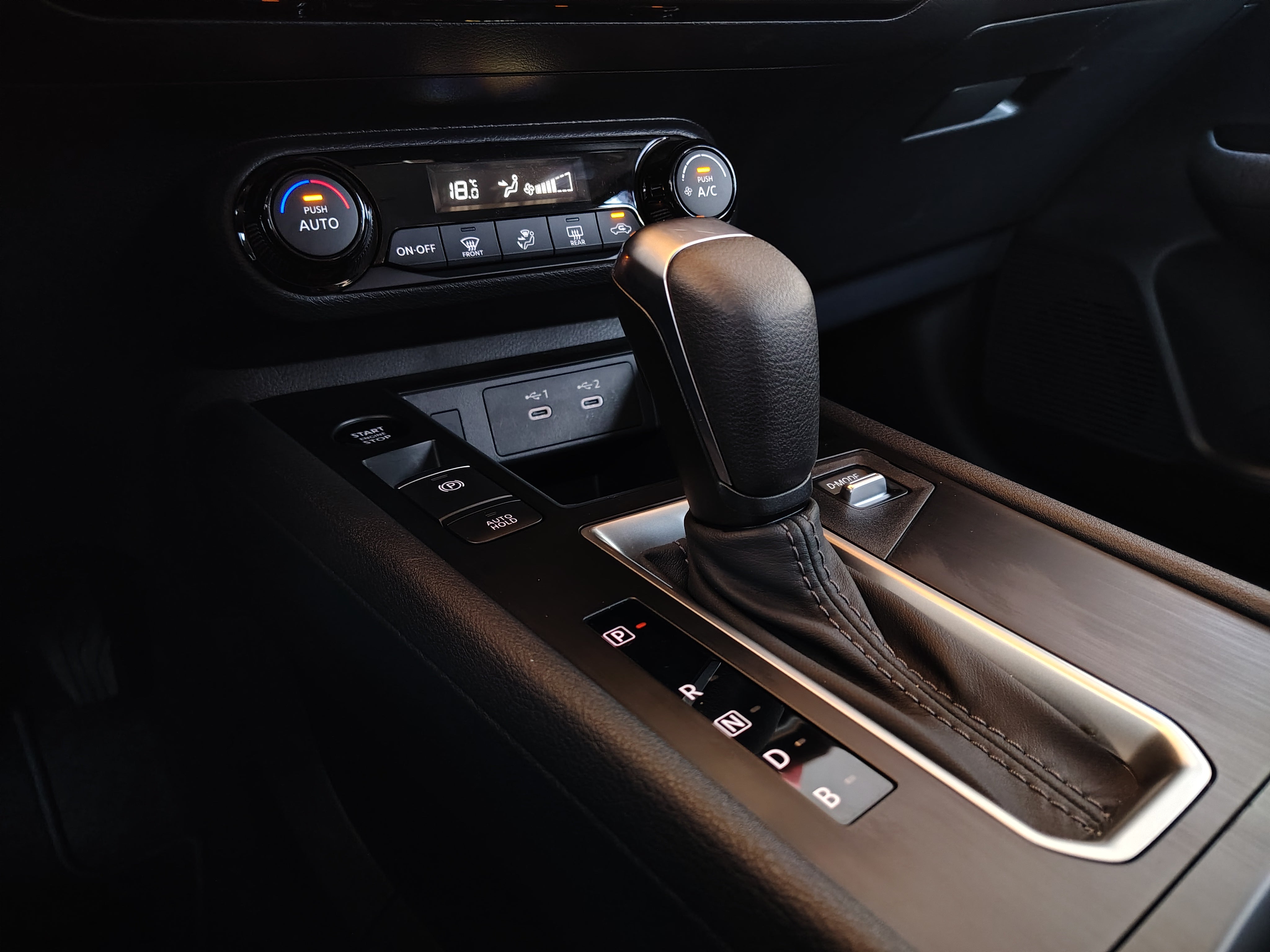 2025 Nissan KICKS 5P ADVANCE L42.0 AUT