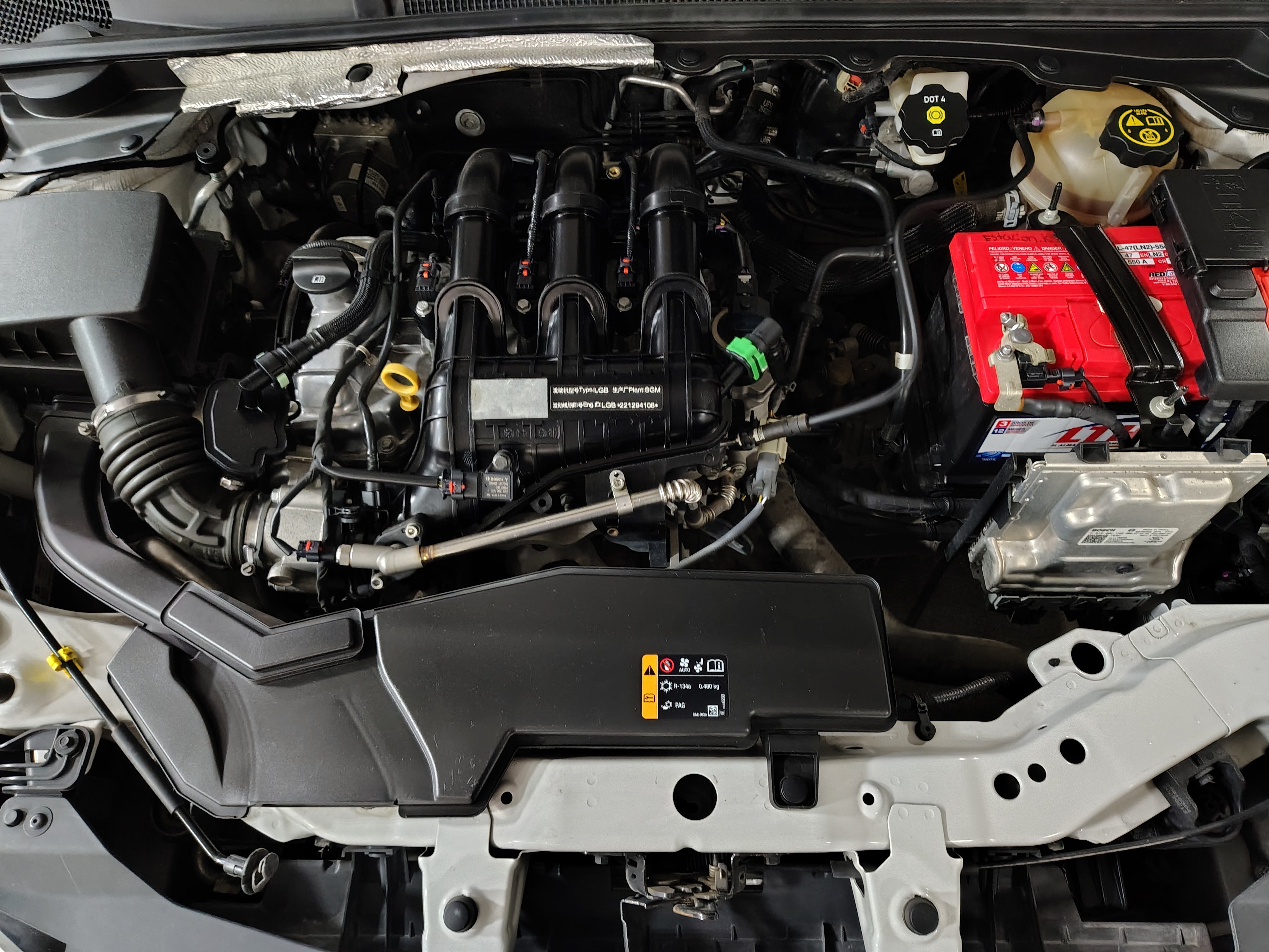 2023 Chevrolet ONIX A 4 PTS LS 13L TM5 AAC BA R-15