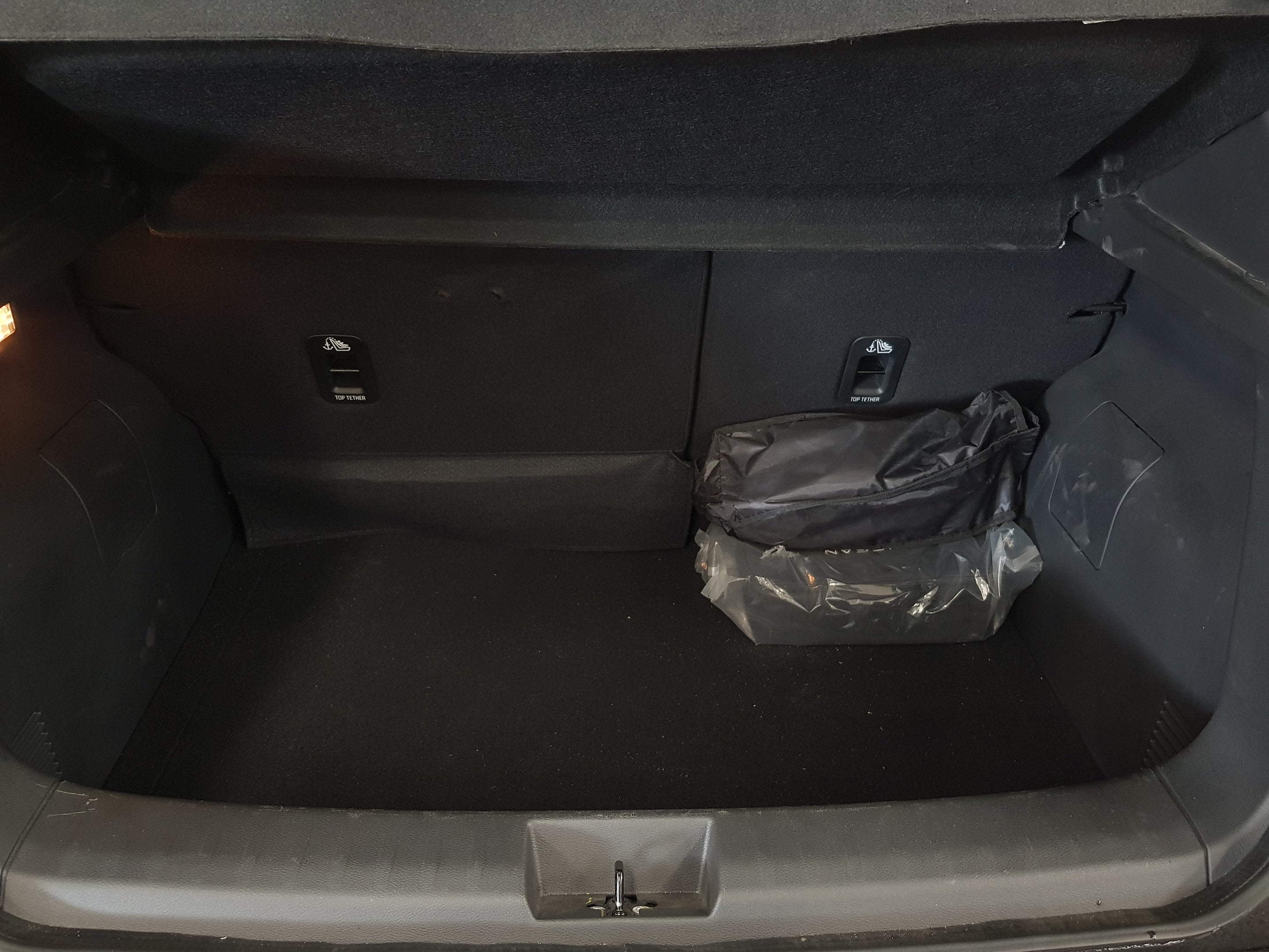 2025 Nissan MAGNITE 5 PUERTAS EXCLUSIVE 1.0 LTS CVT T