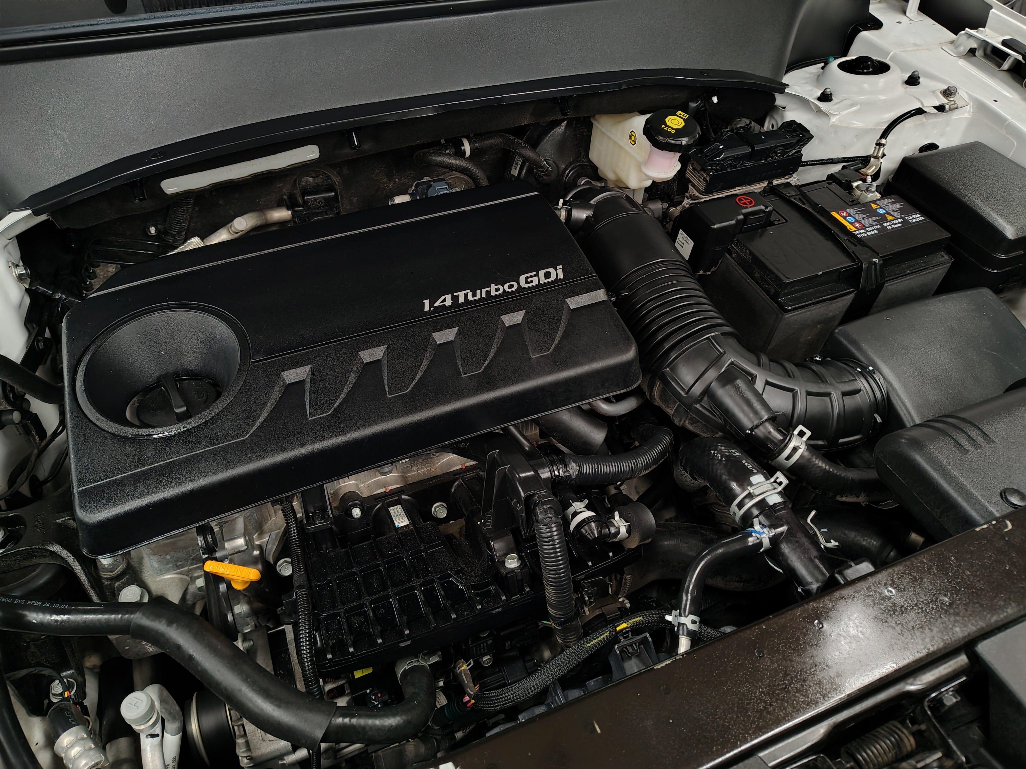 2025 Kia SELTOS 5P SXL L41.4T AUT